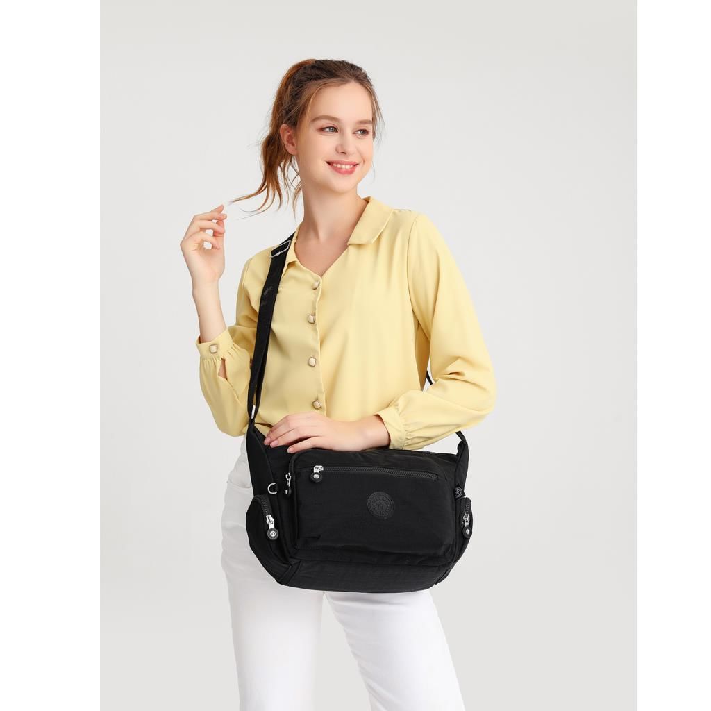 Smart Bags Kadın Postacı Çantası Krinkıl Kumaş 3167