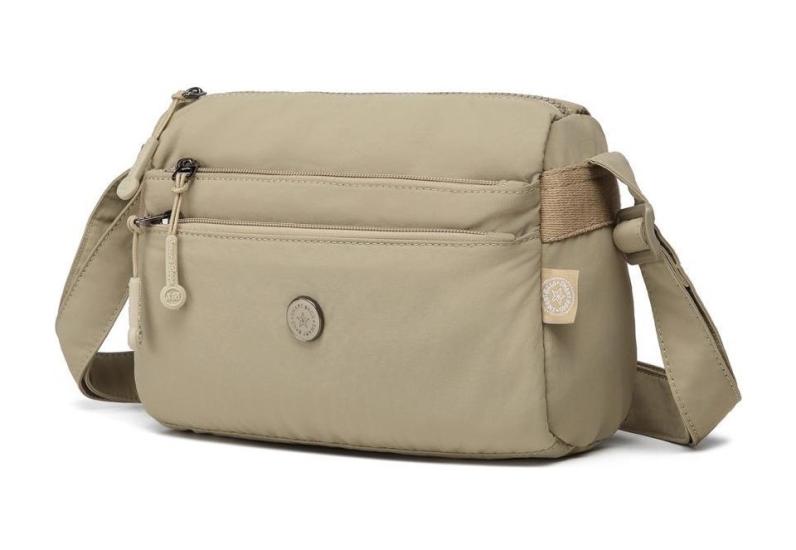 Smart Bags Çapraz Askılı Çanta 1006